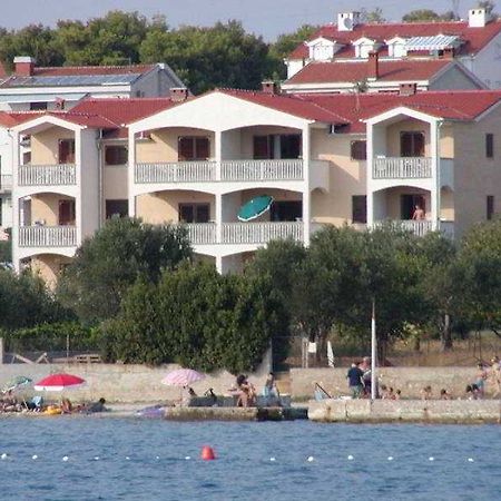 ביוגראד נה מורו Adria Apartments מראה חיצוני תמונה